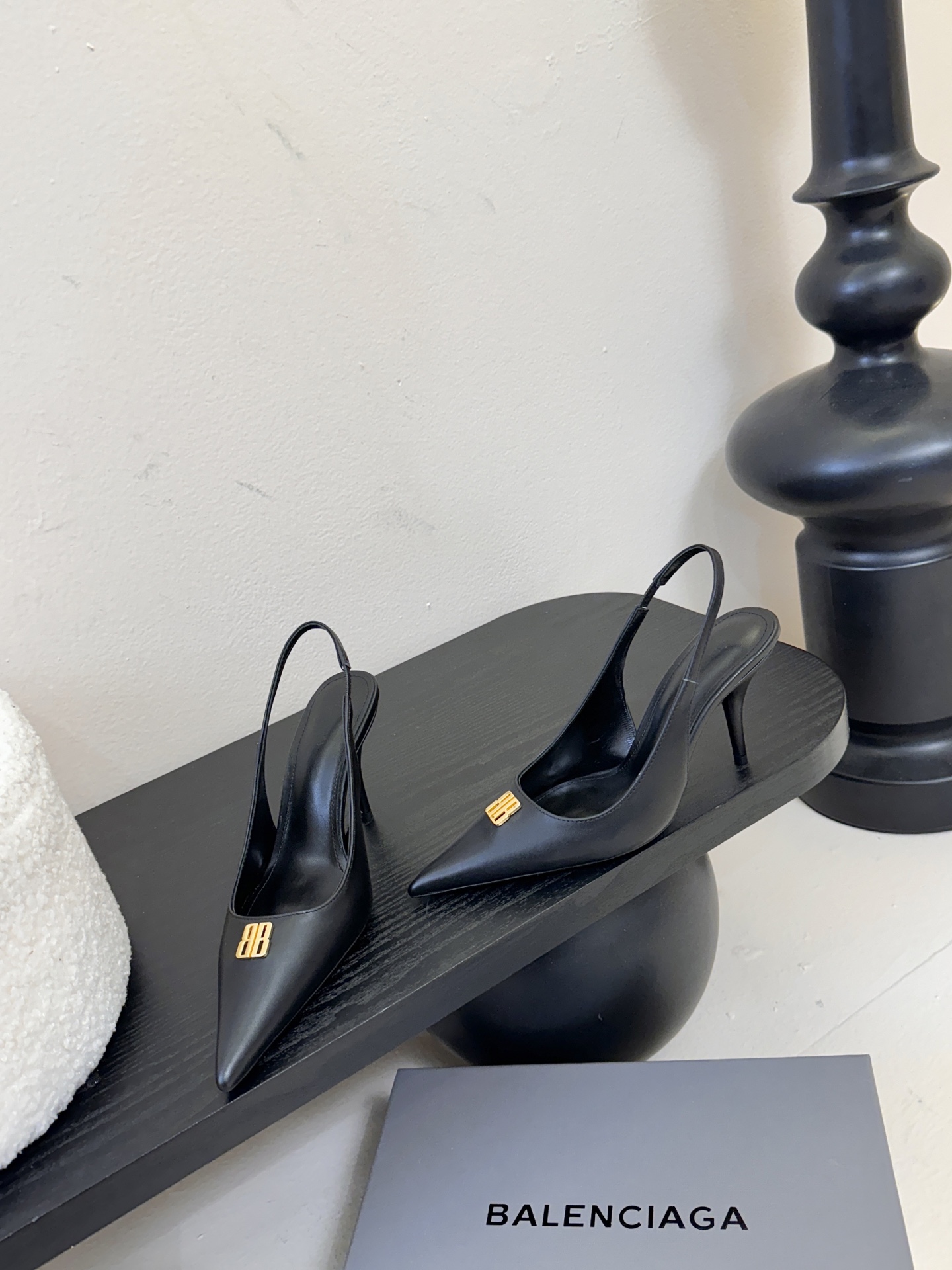 20251018/Balenciaga_251018-1